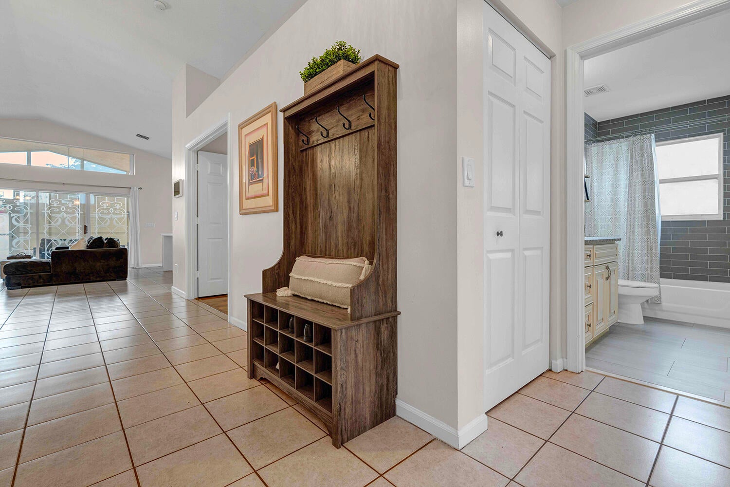 Boca Raton, Florida, 33433, United States, 3 Bedrooms Bedrooms, ,2 BathroomsBathrooms,Residential,For Sale,2048955