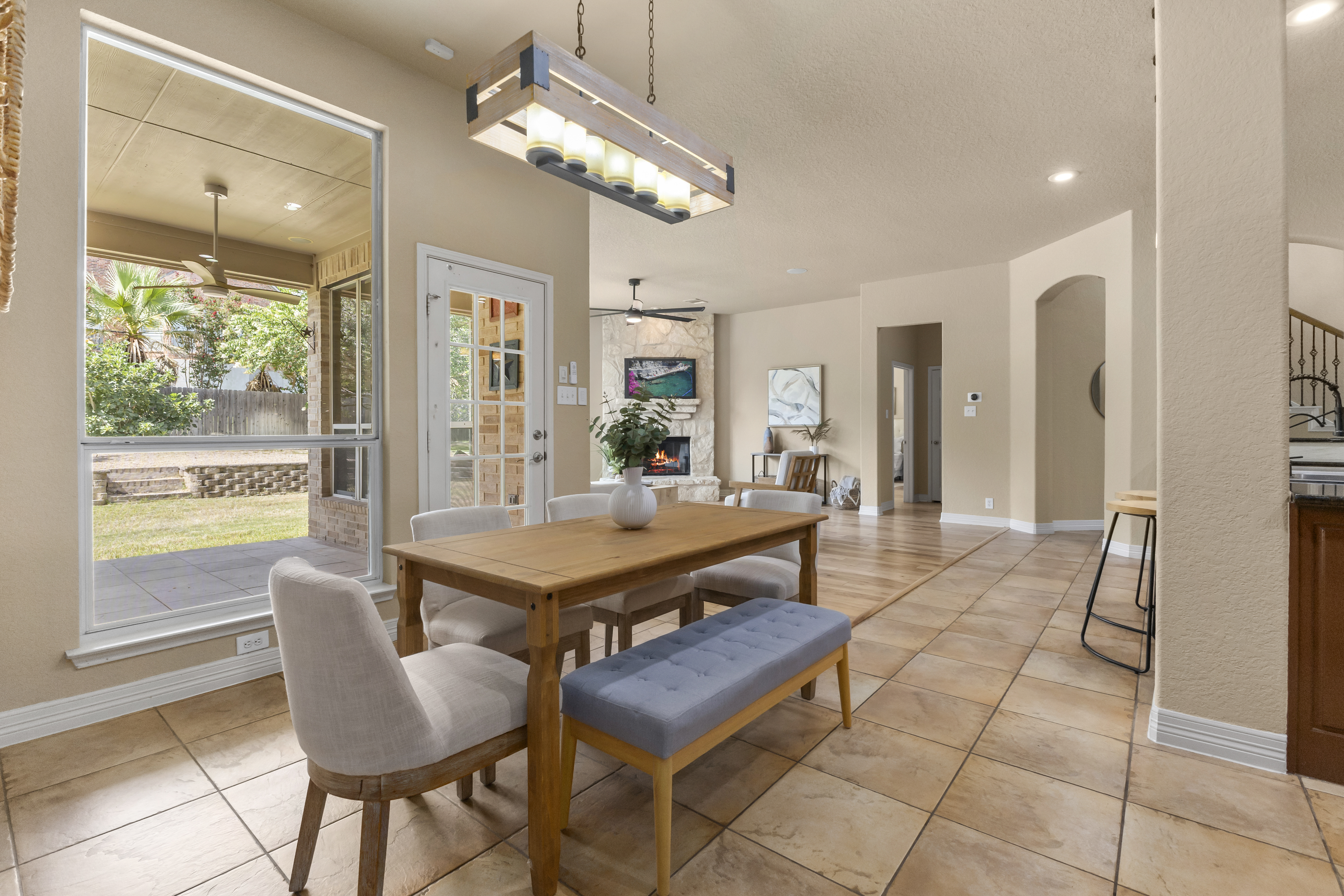  Energy Efficient Stone Oak Living in Gated Mesa Grande - 物件實景