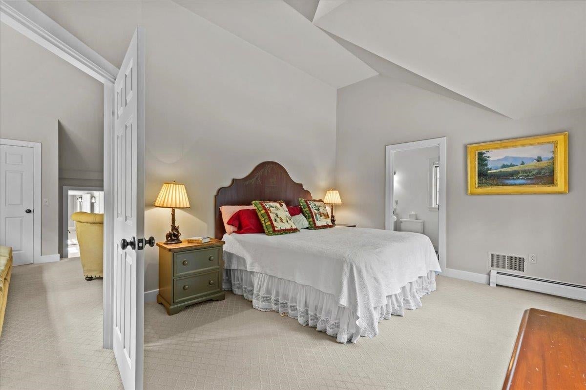 Stowe, Vermont, 05672, United States, 4 Bedrooms Bedrooms, ,6 BathroomsBathrooms,Residential,For Sale,1840116