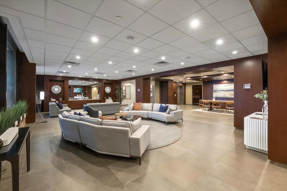 Edgewater, New Jersey, 07020, United States, 2 Bedrooms Bedrooms, ,2 BathroomsBathrooms,Residential,For Sale,1836744