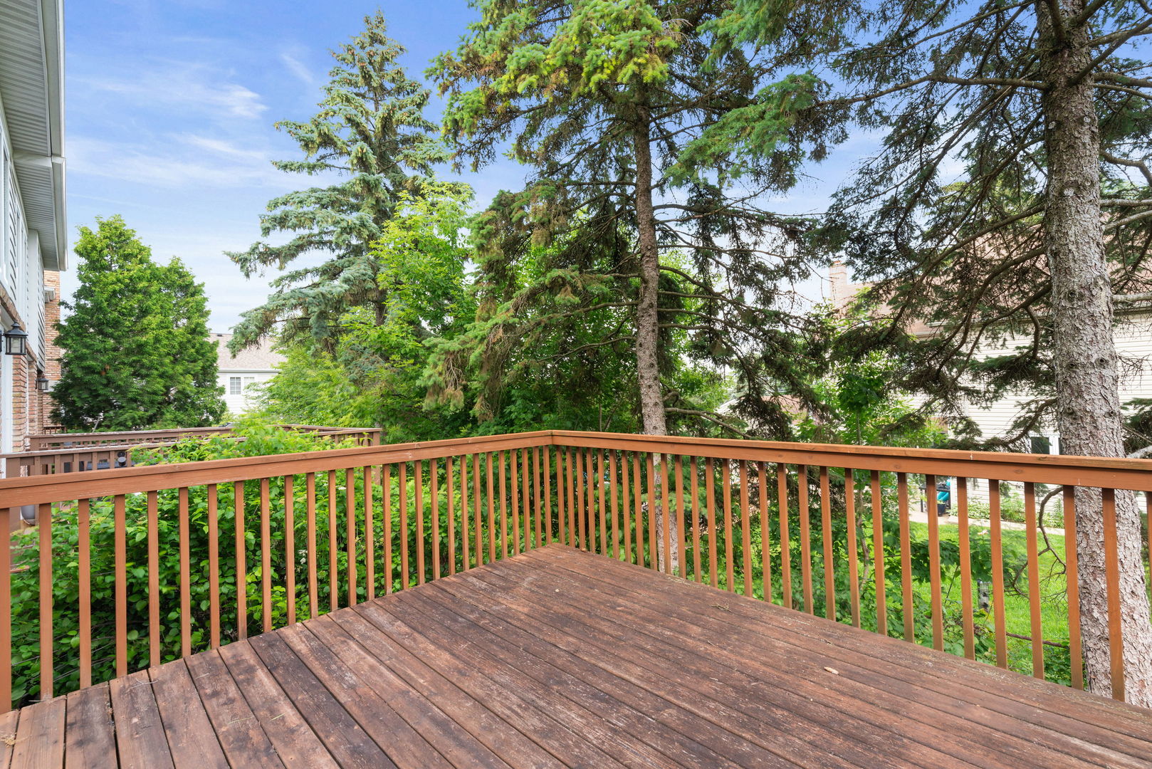 Clarendon Hills, Illinois, 60514, United States, 3 Bedrooms Bedrooms, ,4 BathroomsBathrooms,Residential,For Sale,1917316