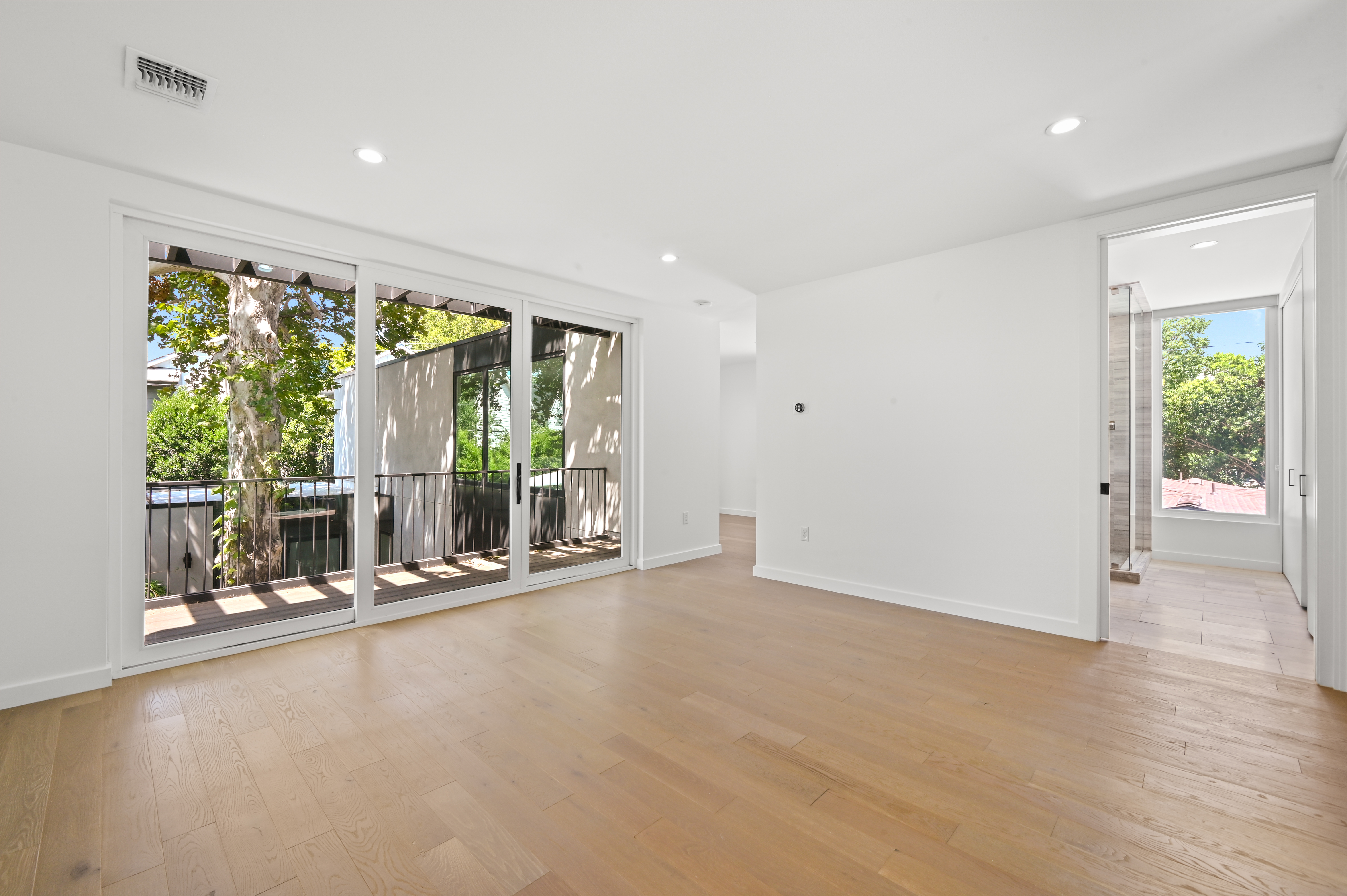  Architecturally Striking Home in the Heart of 78704 - 物件實景