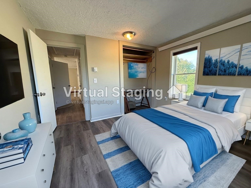 North Attleboro, Massachusetts, 02760, United States, 4 Bedrooms Bedrooms, ,2 BathroomsBathrooms,Residential,For Sale,1988350