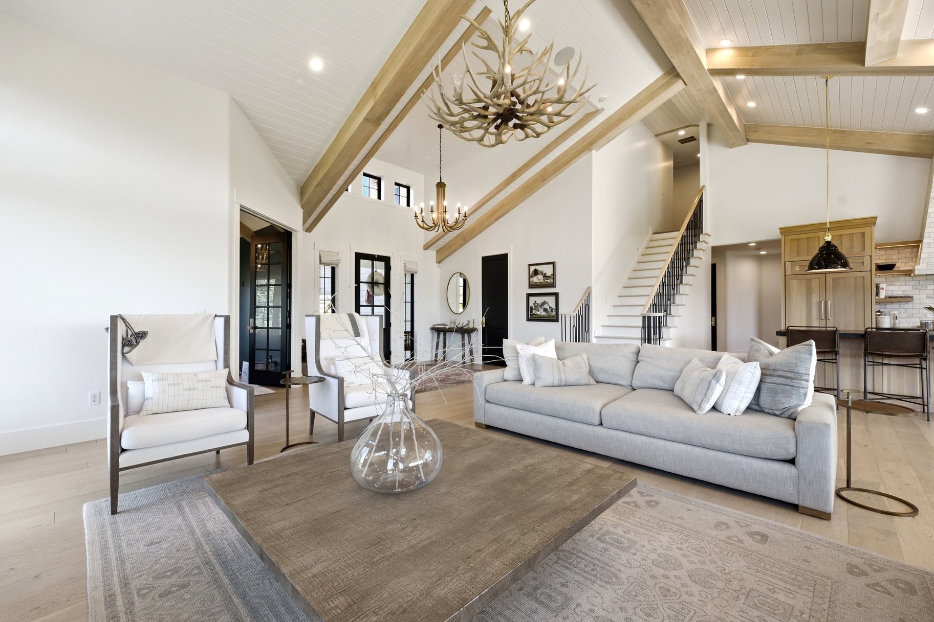  A RARE OPPORTUNITY TO COMBINE SMALL TOWN CHARM WITH MOUNTAIN RETREAT LUXURY - 物件實景