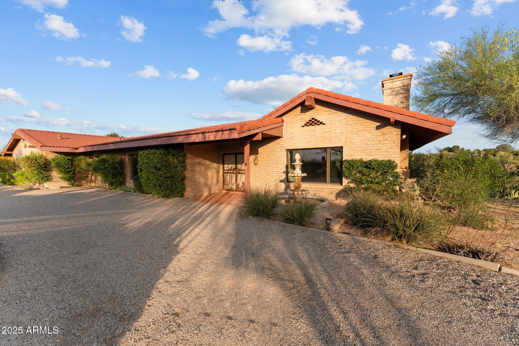 Wickenburg, Arizona, 85390, United States, 3 Bedrooms Bedrooms, ,3 BathroomsBathrooms,Residential,For Sale,1976707