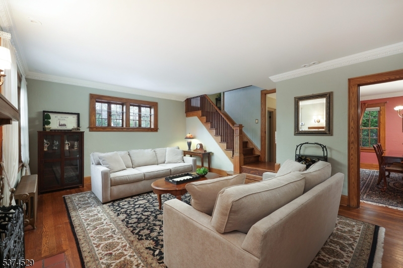 Westfield Town, New Jersey, 07090, United States, 3 Bedrooms Bedrooms, ,2 BathroomsBathrooms,Residential,For Sale,1940916