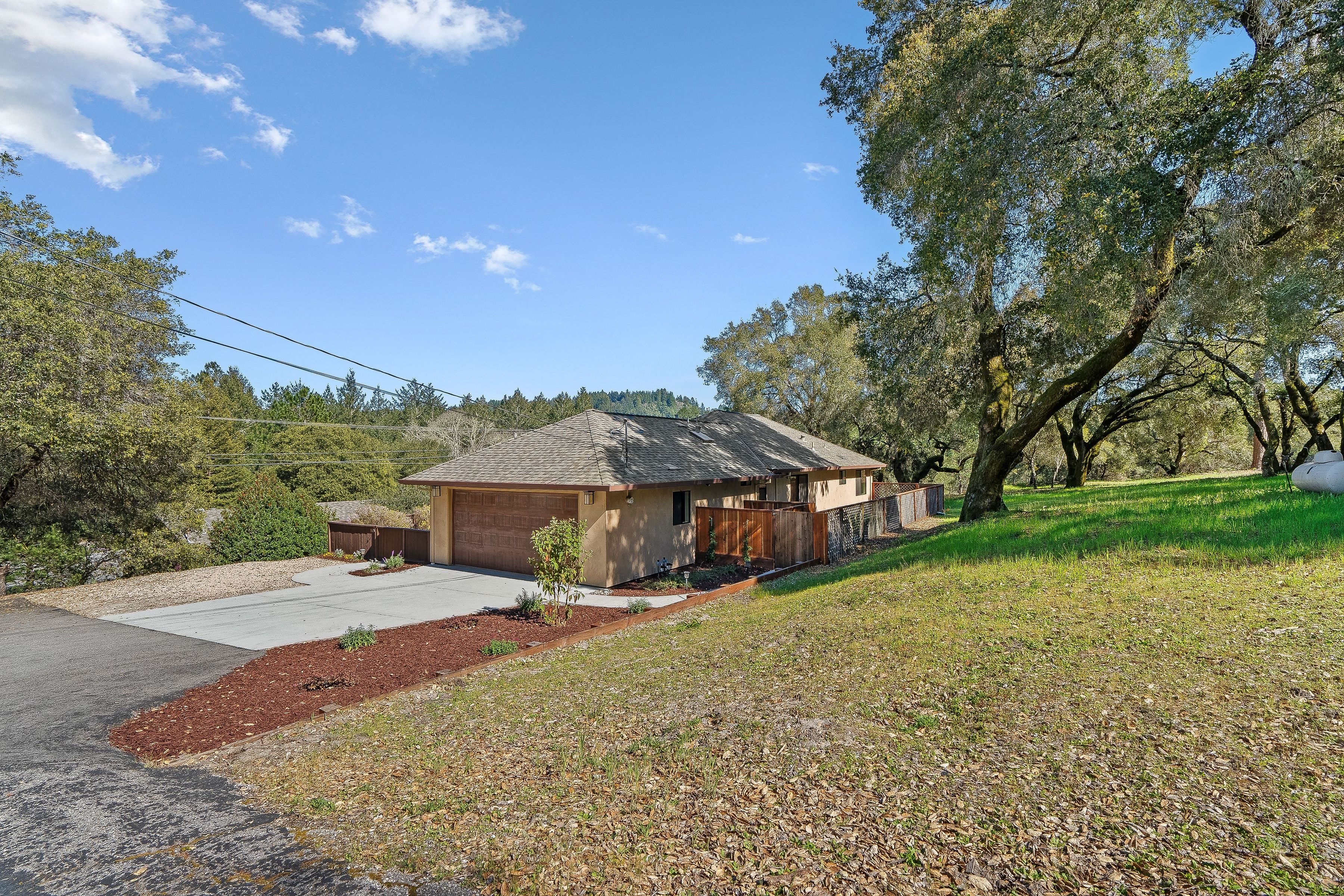  141 Whistler Court - 物件實景
