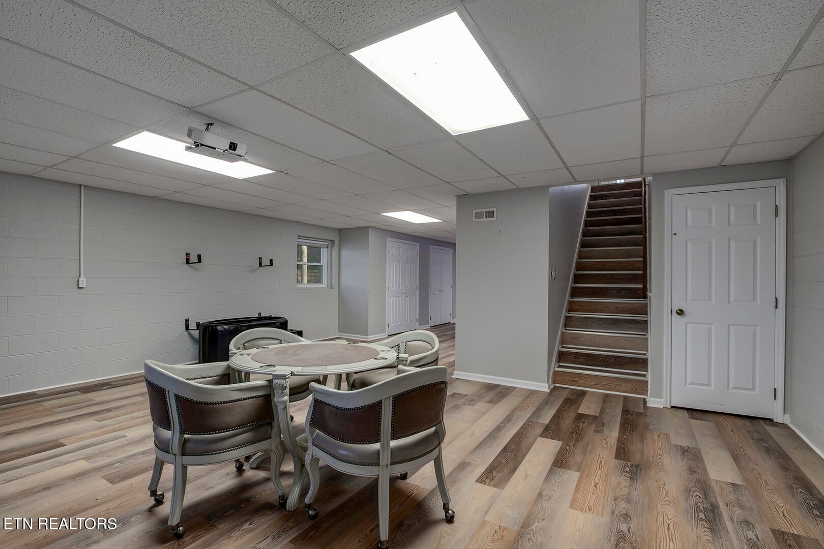 Kingston, Tennessee, 37763, United States, 4 Bedrooms Bedrooms, ,4 BathroomsBathrooms,Residential,For Sale,2011823