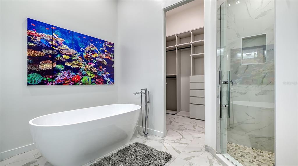 Sarasota, Florida, 34239, United States, 4 Bedrooms Bedrooms, ,7 BathroomsBathrooms,Residential,For Sale,1759750