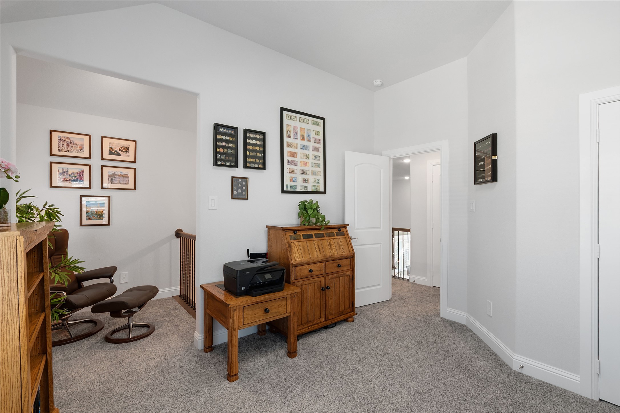 Fort Worth, Texas, 76262, United States, 5 Bedrooms Bedrooms, ,4 BathroomsBathrooms,Residential,For Sale,1917632