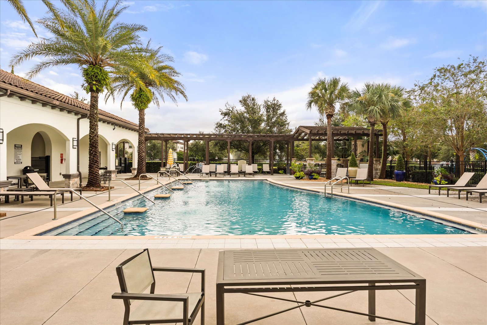 Orlando, Florida, 32836, United States, 6 Bedrooms Bedrooms, ,4 BathroomsBathrooms,Residential,For Sale,1943887
