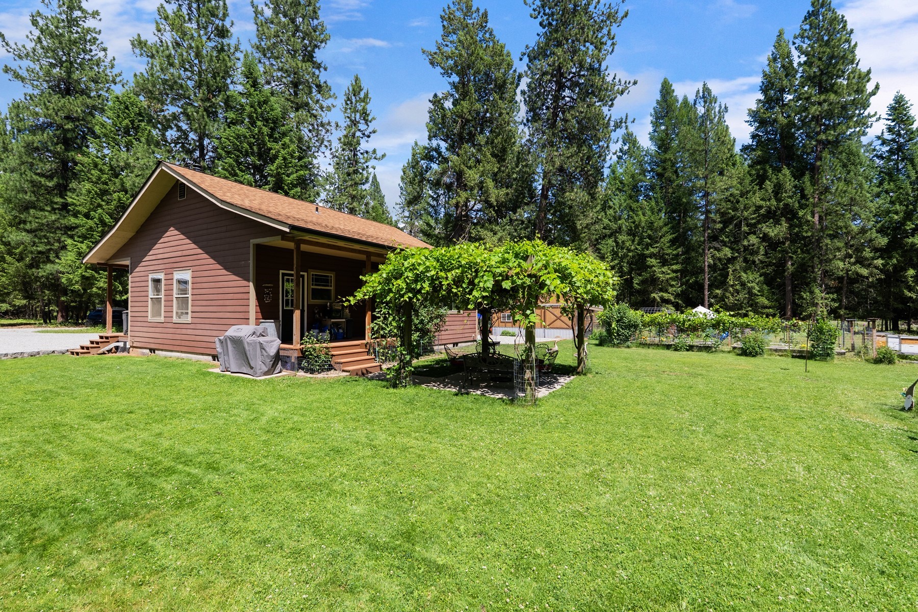  Charming Country Home on 10 Acres - 物件實景