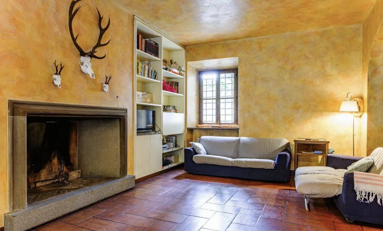 Prato, Prato, 50047, IT, 8 Bedrooms Bedrooms, ,6 BathroomsBathrooms,Residential,For Sale,1991549