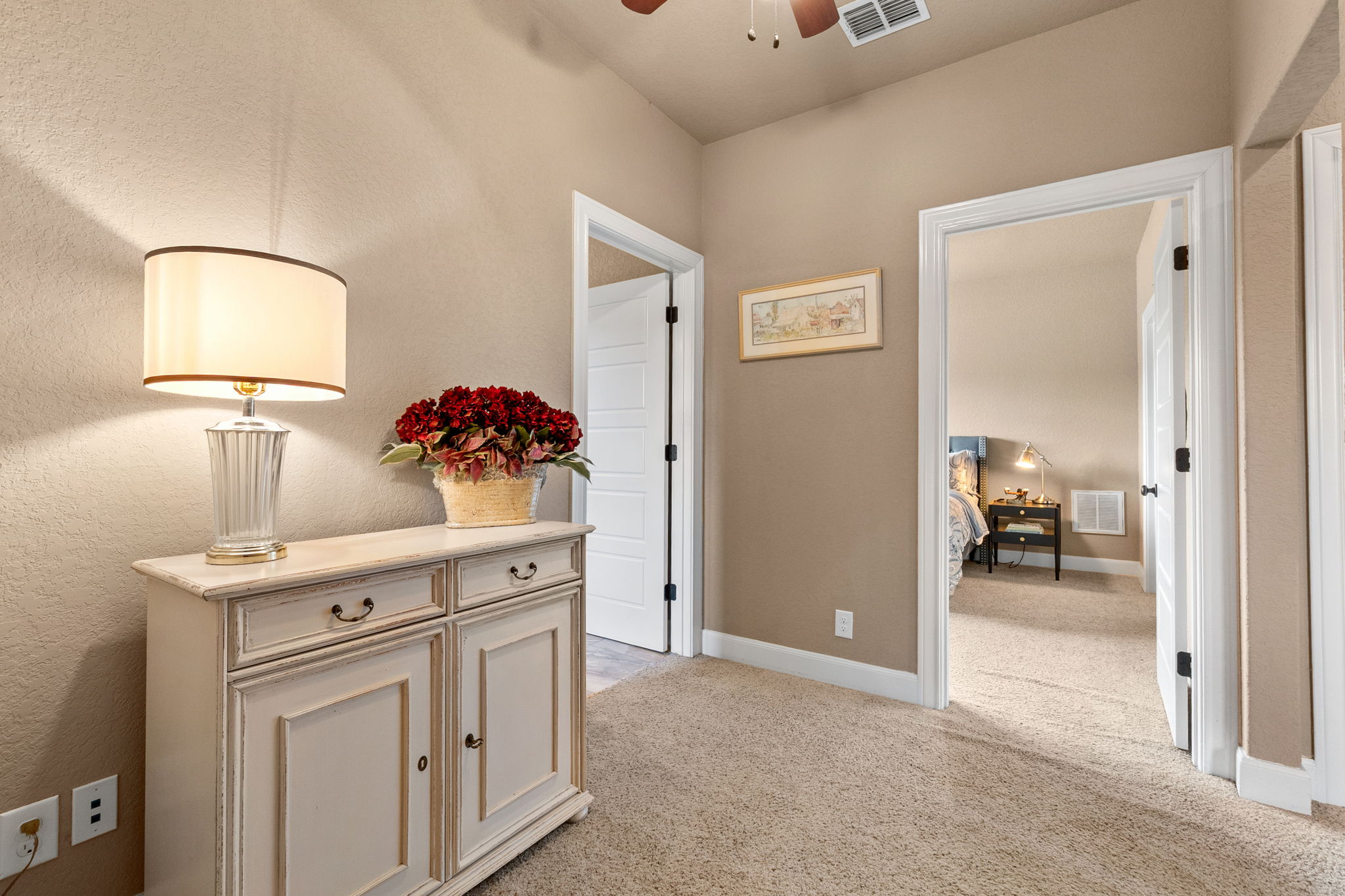  Private Hilltop Estate Overlooking Government Canyon - 物件實景