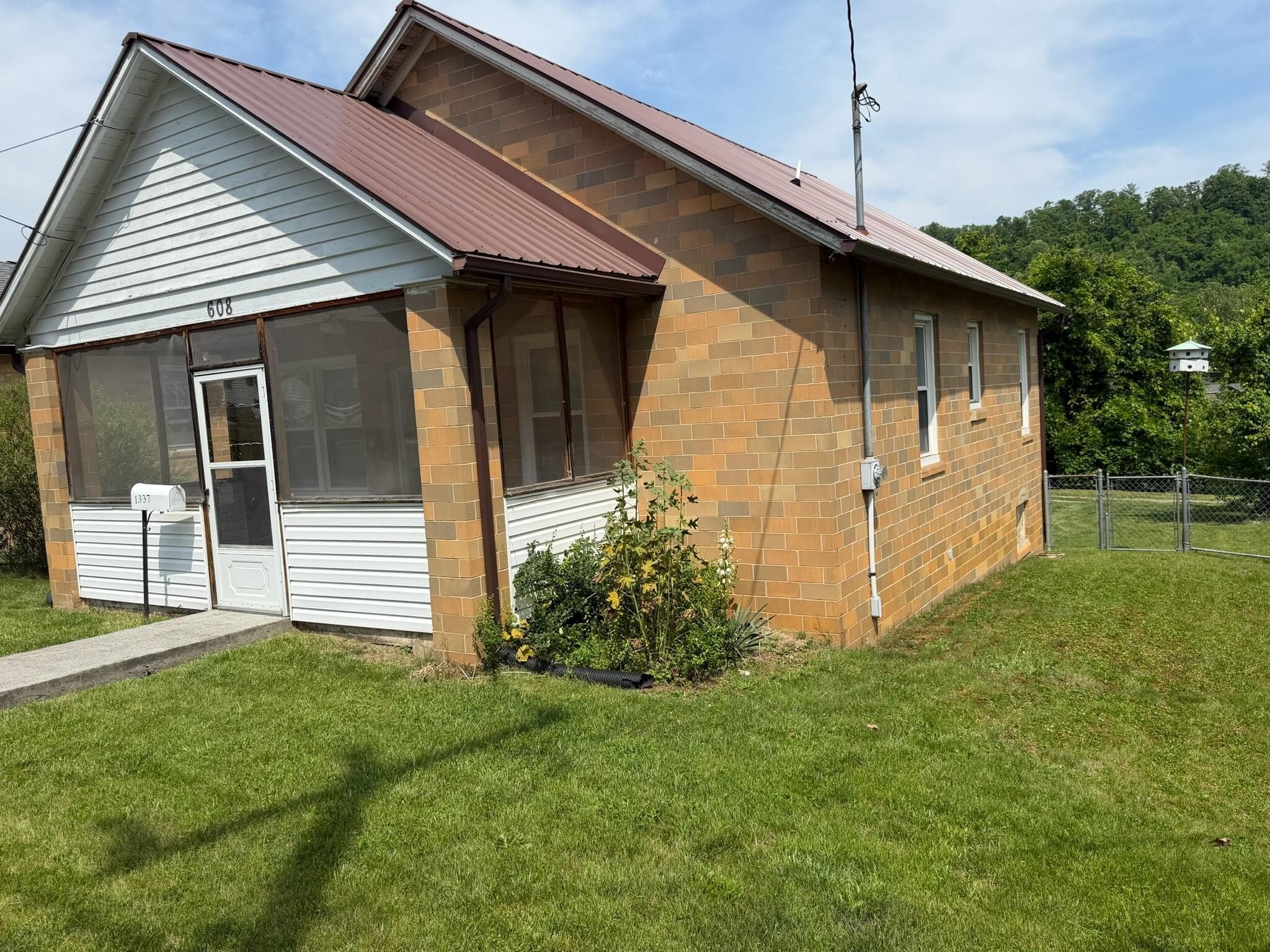 Main St, White Sulphur Springs, WV 24986 #1