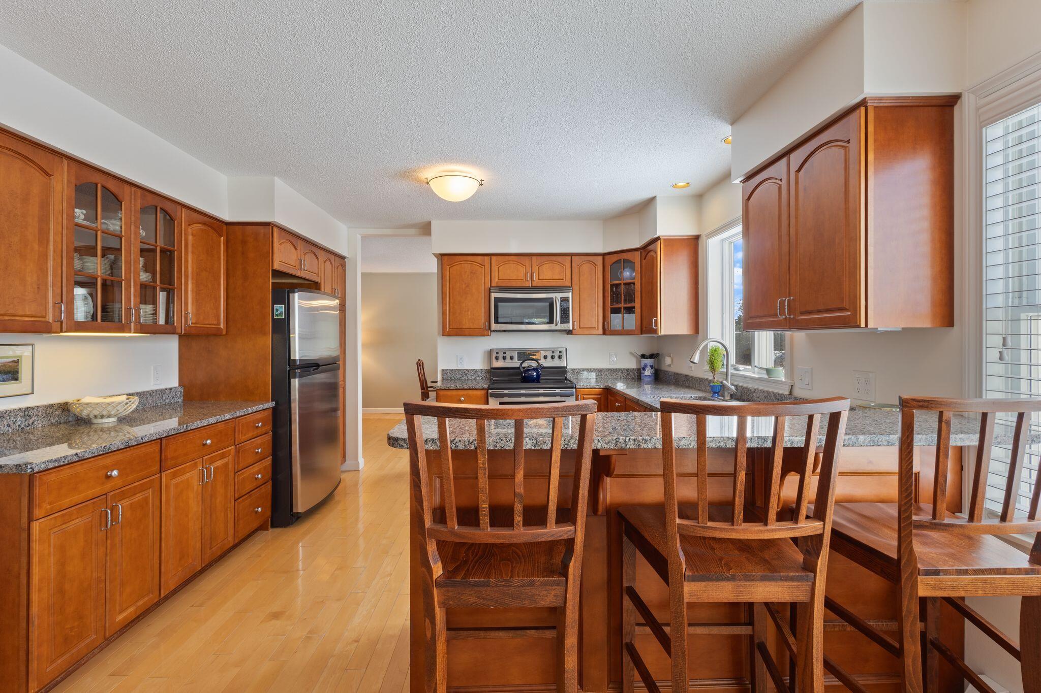 Portland, Maine, 04103, United States, 3 Bedrooms Bedrooms, ,3 BathroomsBathrooms,Residential,For Sale,2002242