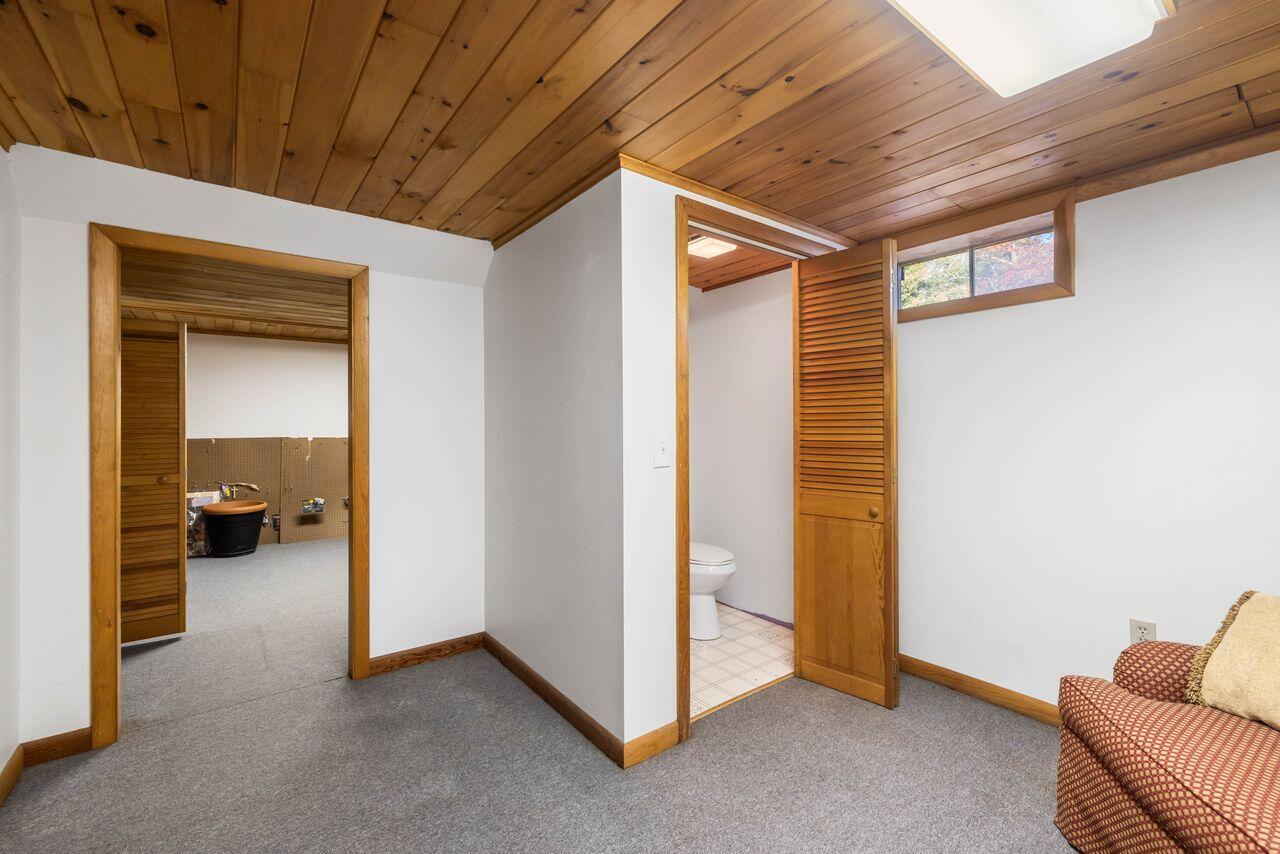 Harrison, Maine, 04040, United States, 3 Bedrooms Bedrooms, ,3 BathroomsBathrooms,Residential,For Sale,1991420