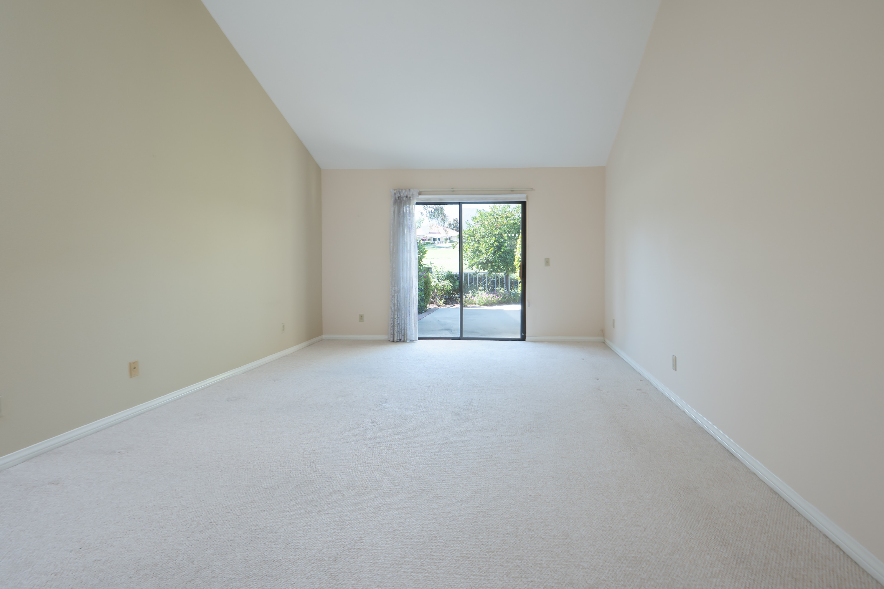 1209 Upland Hills Drive South, Upland, CA 91786 - 物件實景