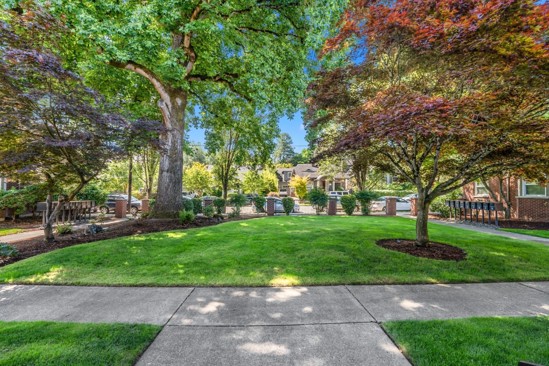  2555 NW SAVIER ST #9 Portland, OR 97210 - 物件實景