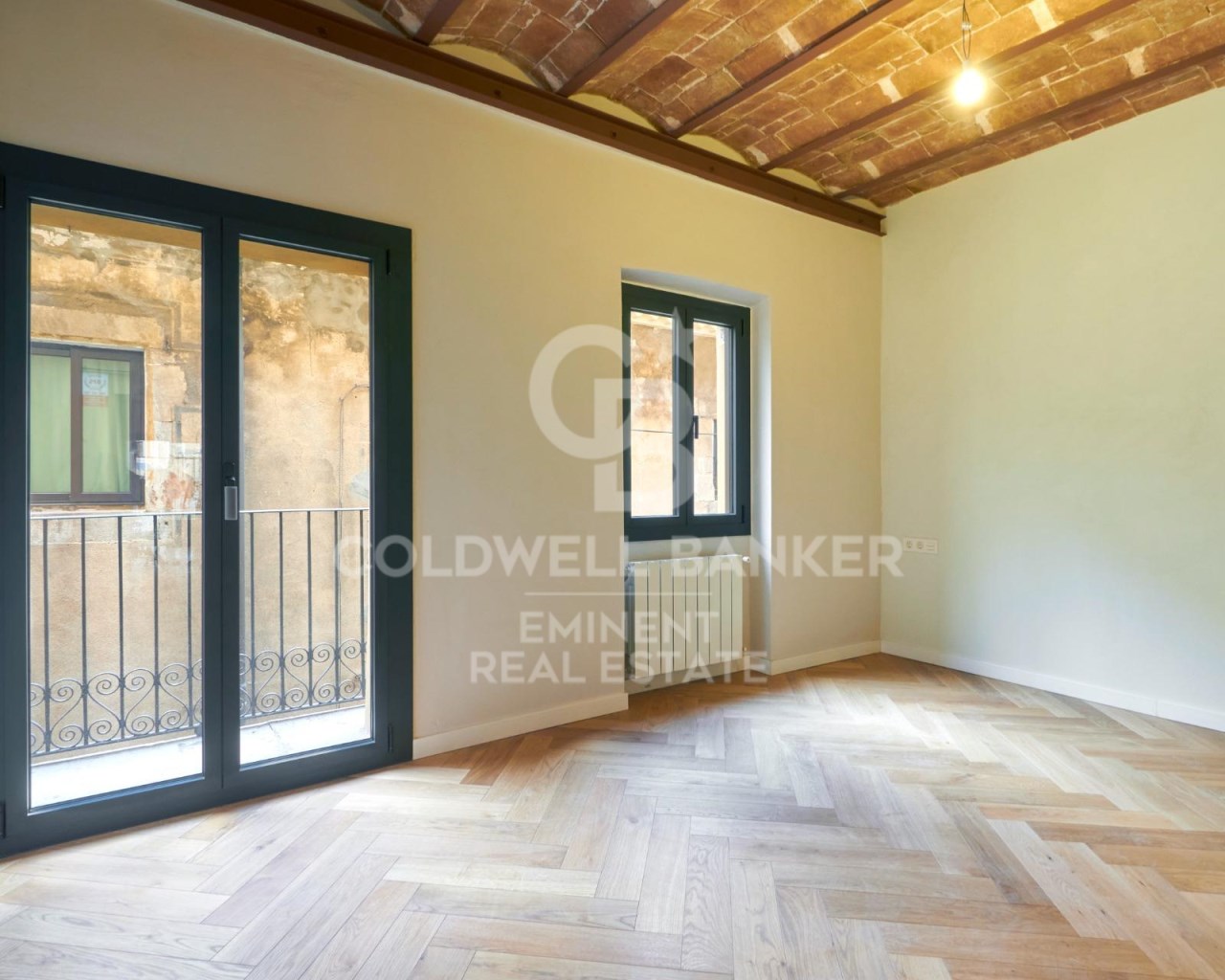 Barcelona, Barcelona, Ciutat Vella, El G?tic Barce, Barcelona, Catalonia, ES, 3 Bedrooms Bedrooms, ,3 BathroomsBathrooms,Residential,For Sale,Barcelona, Barcelona, Ciutat Vella, El G?tic Barce,1672669