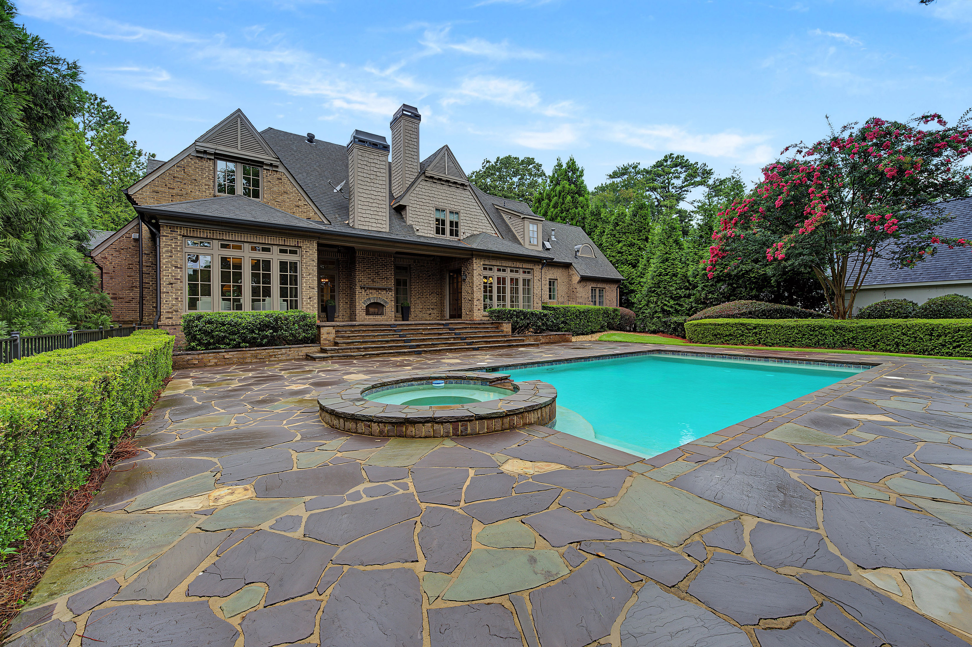  Exceptional Fully Gated Estate Near Chastain Park - 物件實景