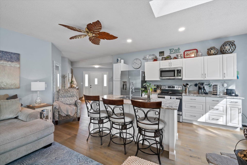 Wilson, Wisconsin, 53070, United States, 4 Bedrooms Bedrooms, ,2 BathroomsBathrooms,Residential,For Sale,1981812