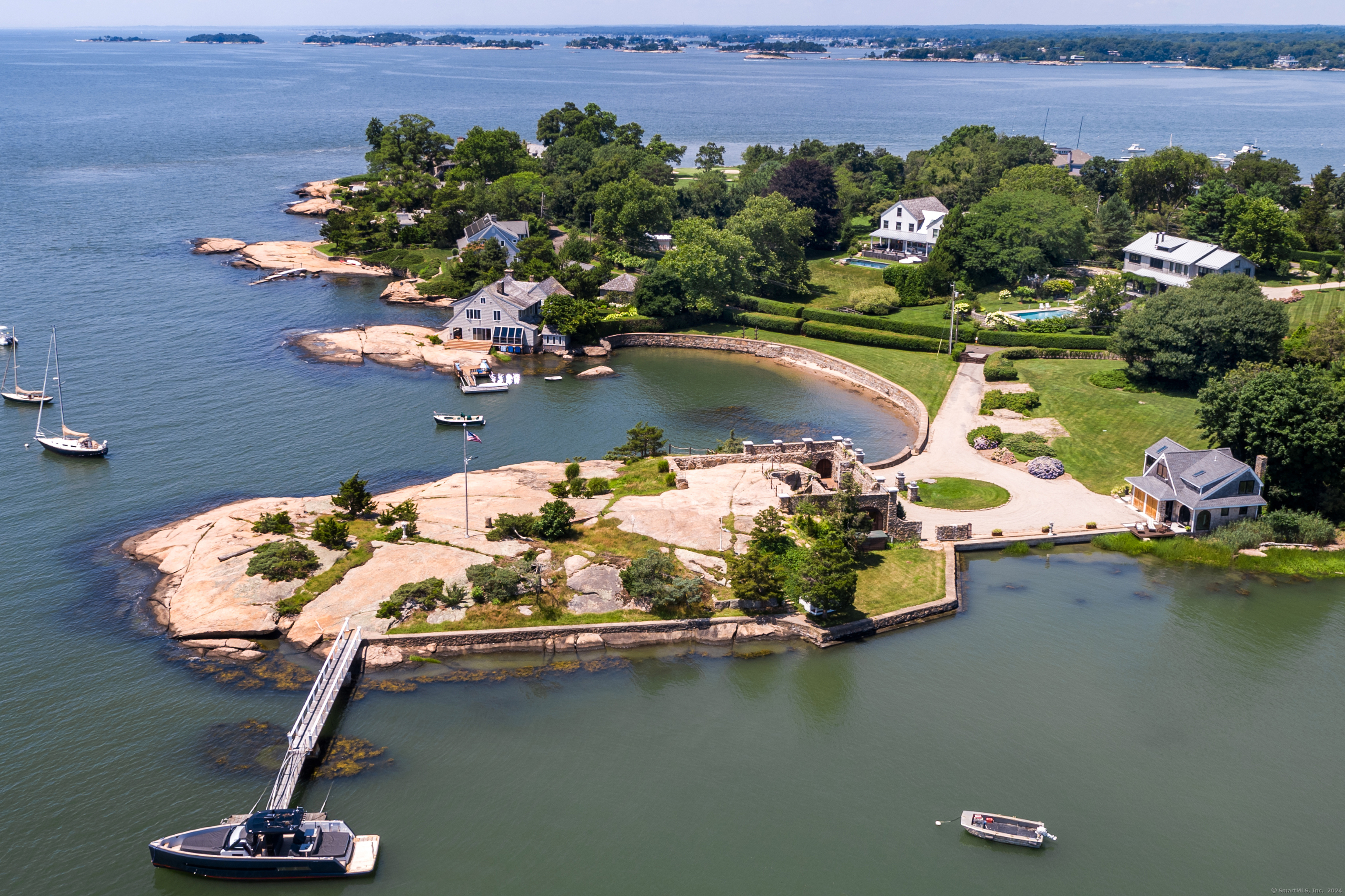 215 Uncas Point Road, Guilford, Connecticut, 06437, United States, 6 Bedrooms Bedrooms, ,5 BathroomsBathrooms,Residential,For Sale,215 Uncas Point Road,1580179