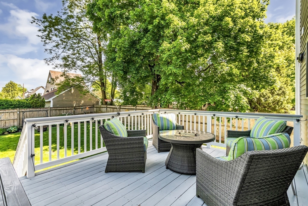 Haverhill, Massachusetts, 01830, United States, 3 Bedrooms Bedrooms, ,3 BathroomsBathrooms,Residential,For Sale,2048419