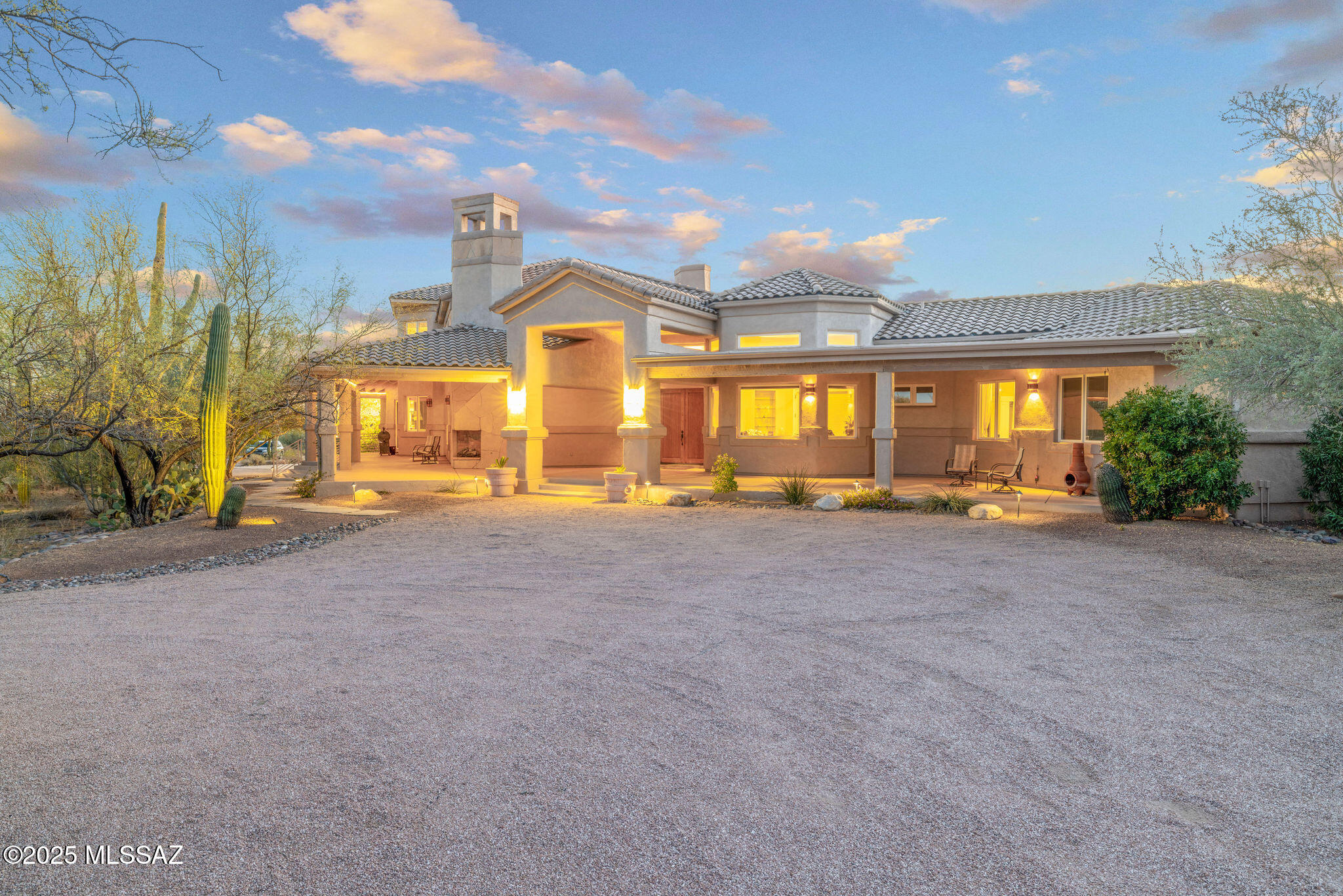 Tucson, Arizona, 85742, United States, 6 Bedrooms Bedrooms, ,6 BathroomsBathrooms,Residential,For Sale,1828344