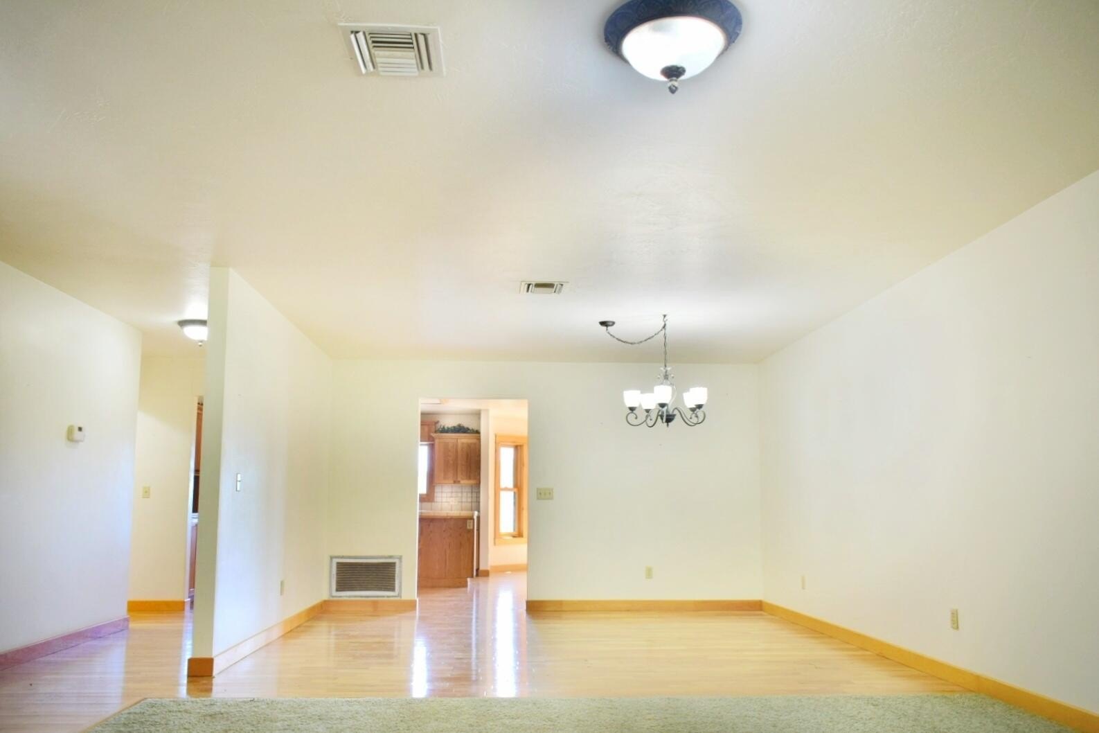 Cave Junction, Oregon, 97523, United States, 3 Bedrooms Bedrooms, ,3 BathroomsBathrooms,Residential,For Sale,1975674