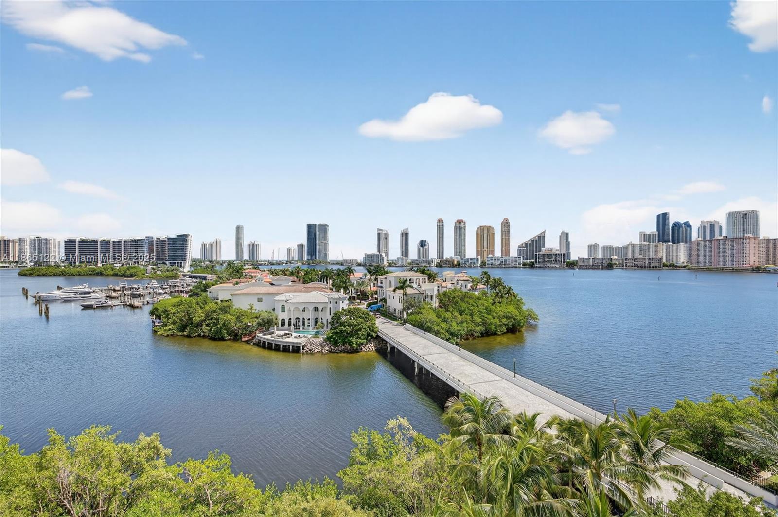 Aventura, Florida, 33160, United States, 3 Bedrooms Bedrooms, ,4 BathroomsBathrooms,Residential,For Sale,1942054