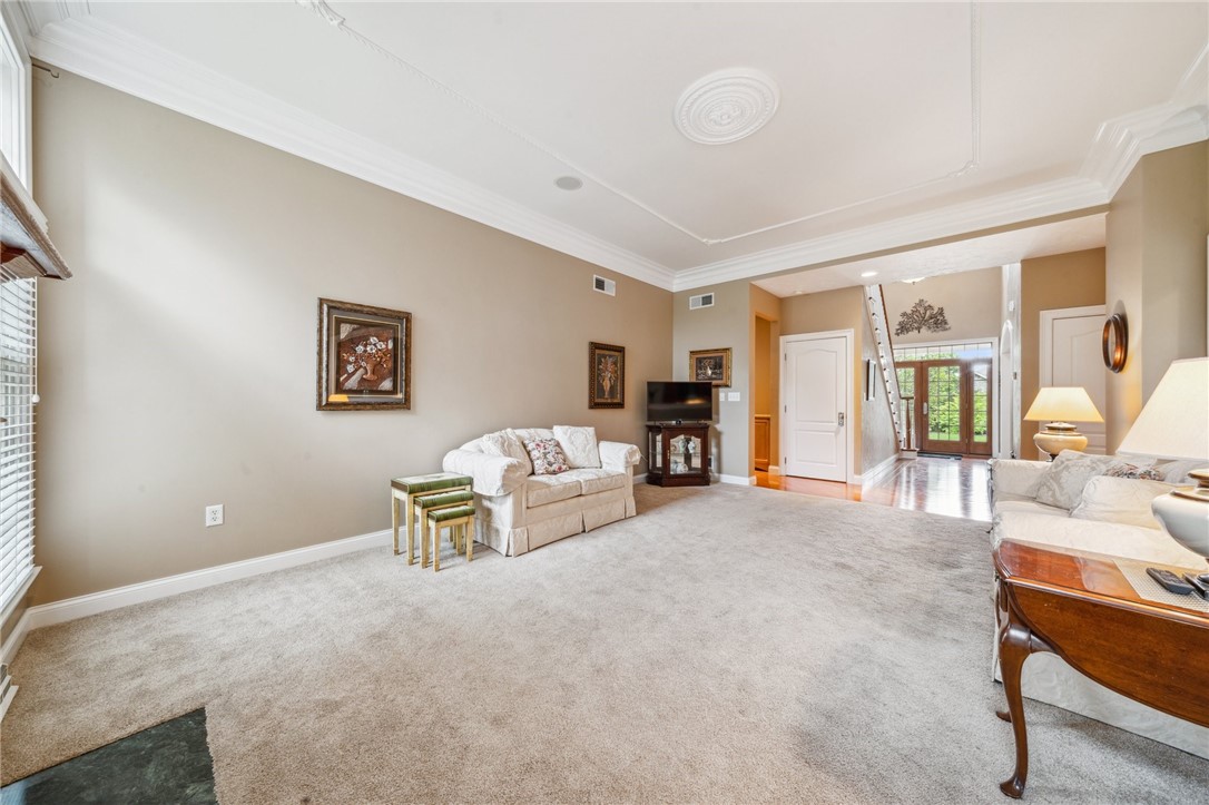 Penn Twp, Pennsylvania, 15644, United States, 4 Bedrooms Bedrooms, ,4 BathroomsBathrooms,Residential,For Sale,1931694