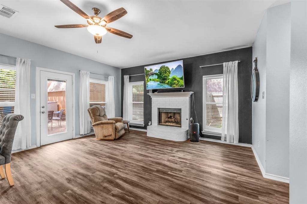 Grapevine, Texas, 76051, United States, 4 Bedrooms Bedrooms, ,3 BathroomsBathrooms,Residential,For Sale,1921627