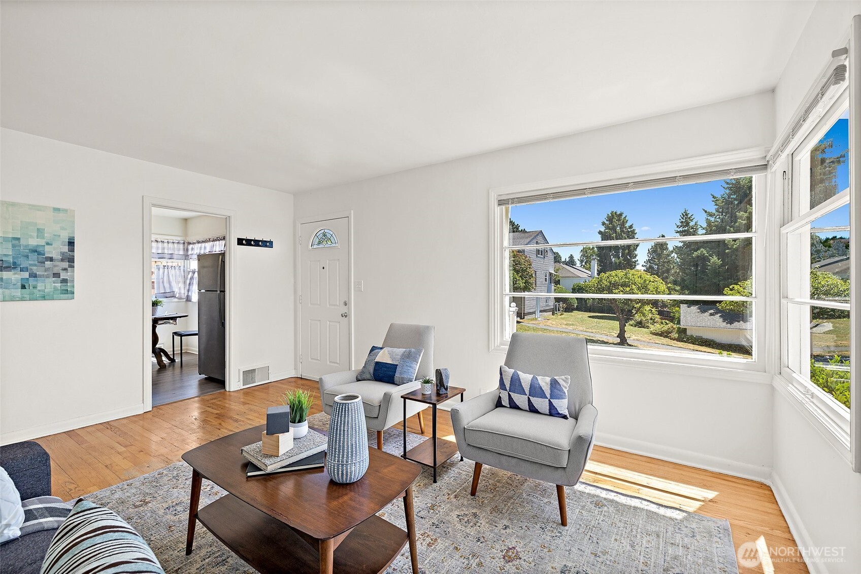 Seattle, Washington, 98199, United States, 2 Bedrooms Bedrooms, ,1 BathroomBathrooms,Residential,For Sale,1882851