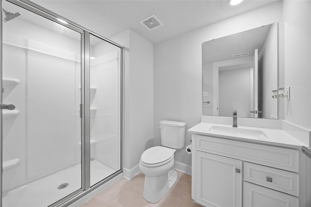 Marshall, Pennsylvania, 15005, United States, 6 Bedrooms Bedrooms, ,5 BathroomsBathrooms,Residential,For Sale,1866594