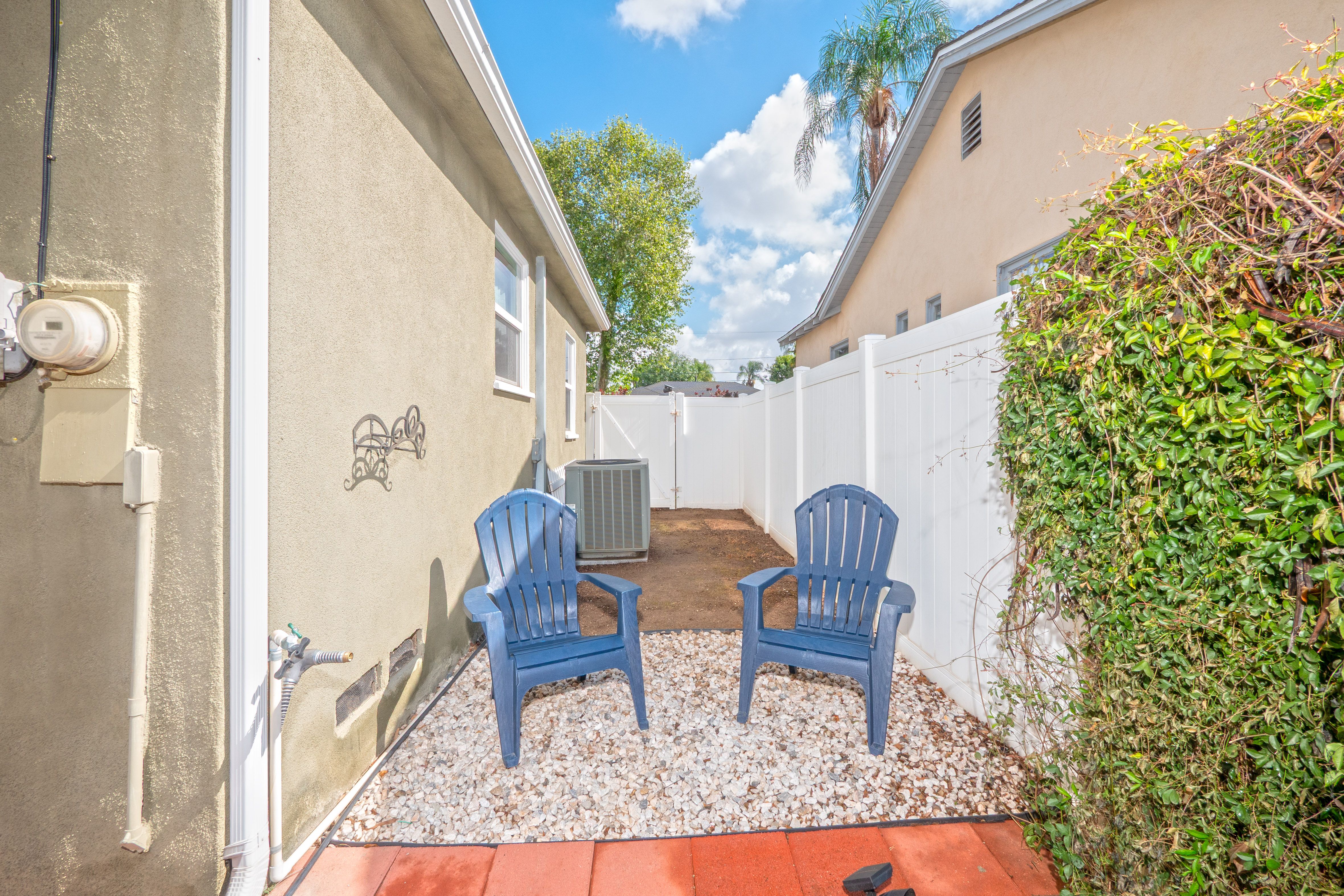  4290 Oakwood Place, Riverside, CA 92506 - 物件實景
