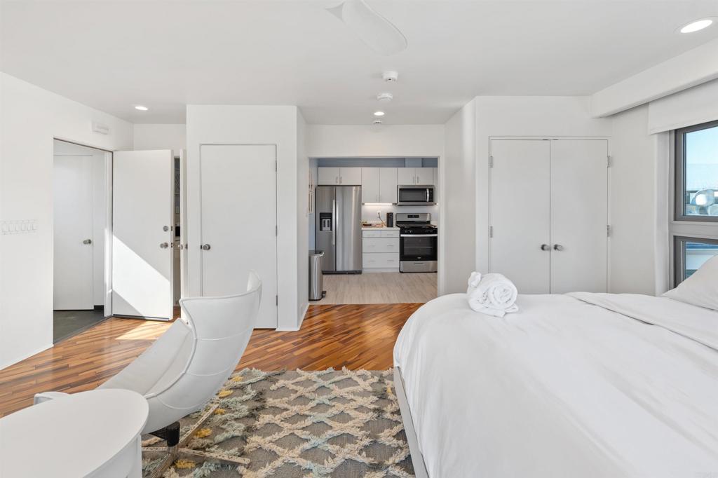 Encinitas, California, 92024, United States, 5 Bedrooms Bedrooms, ,7 BathroomsBathrooms,Residential,For Sale,2003398