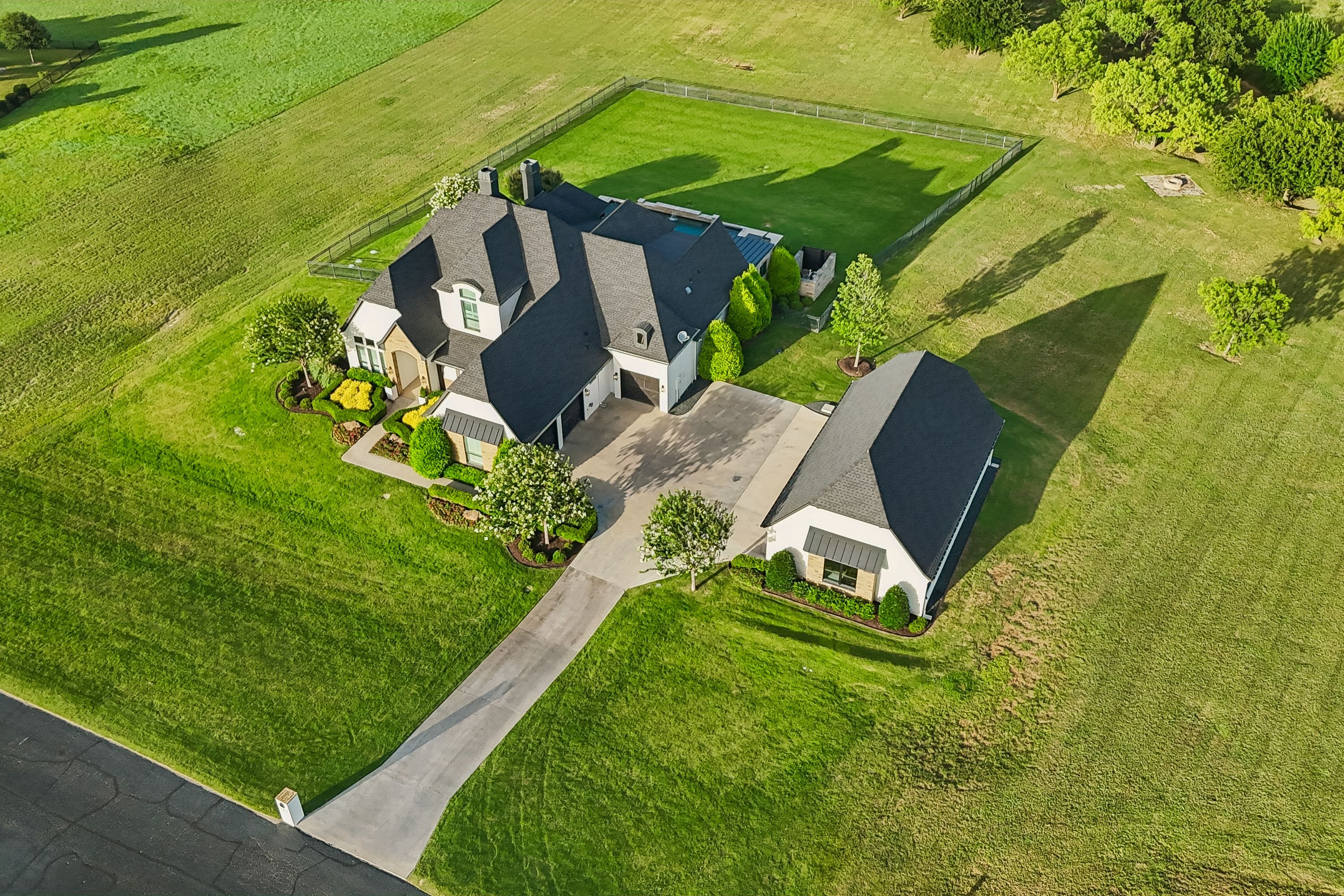  107 Brazos Court, Aledo, TX, 76008 - 物件實景