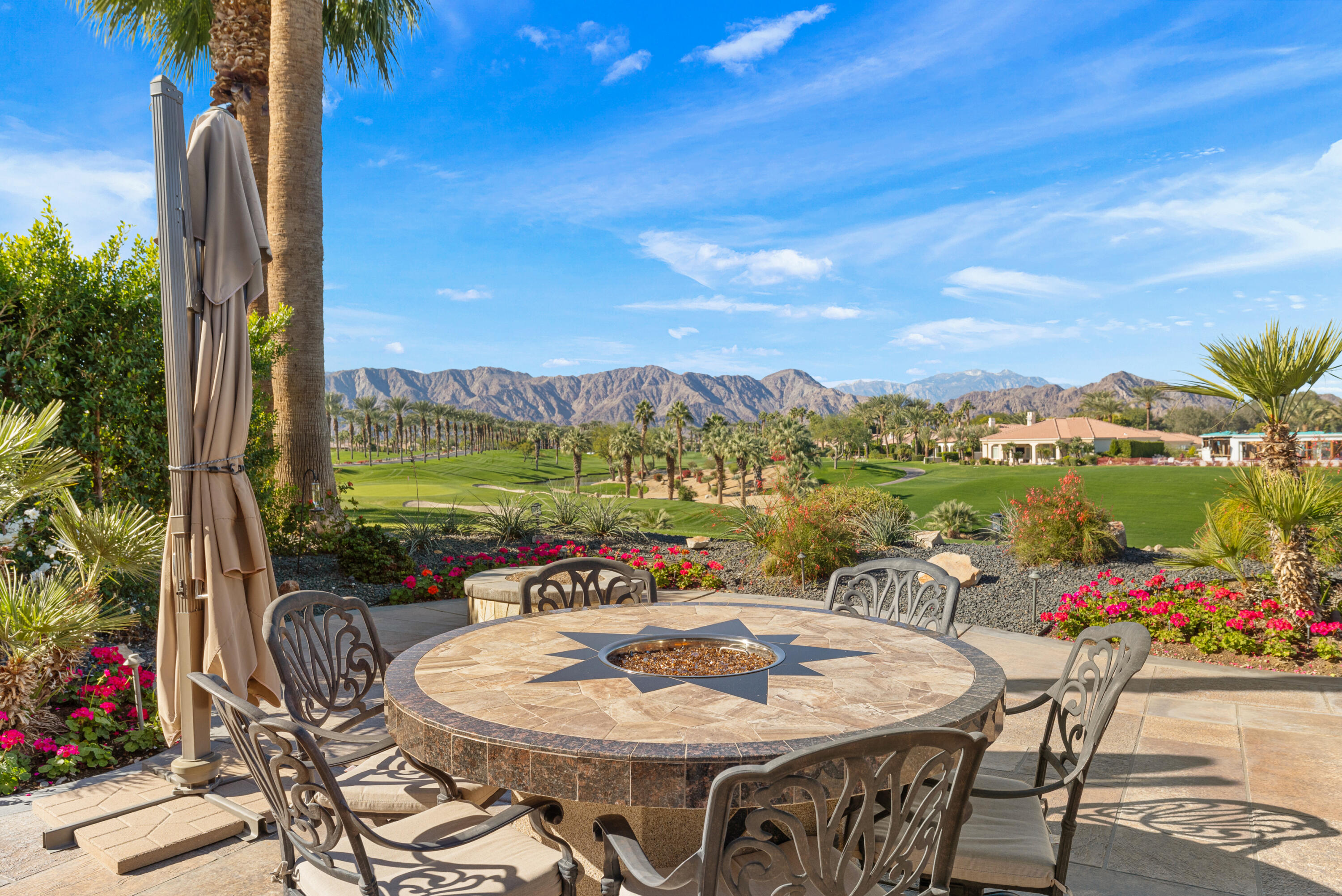 La Quinta, California, 92253, United States, 3 Bedrooms Bedrooms, ,4 BathroomsBathrooms,Residential,For Sale,2002197