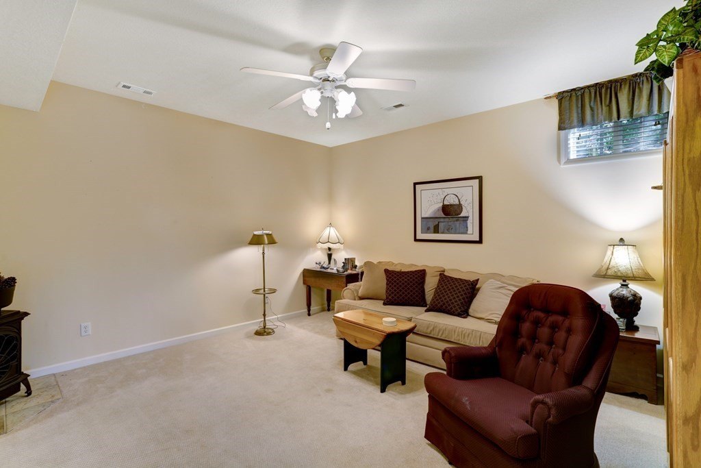 Young Harris, Georgia, 30582, United States, 3 Bedrooms Bedrooms, ,3 BathroomsBathrooms,Residential,For Sale,1979035