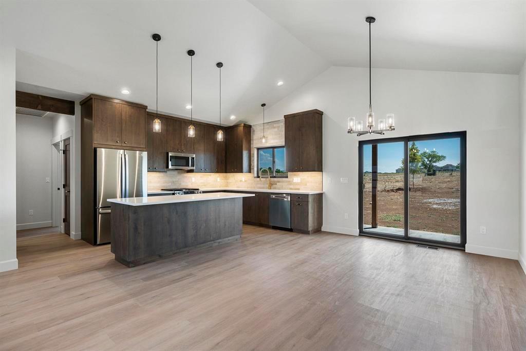 Durango, Colorado, 81303, United States, 3 Bedrooms Bedrooms, ,2 BathroomsBathrooms,Residential,For Sale,1895691