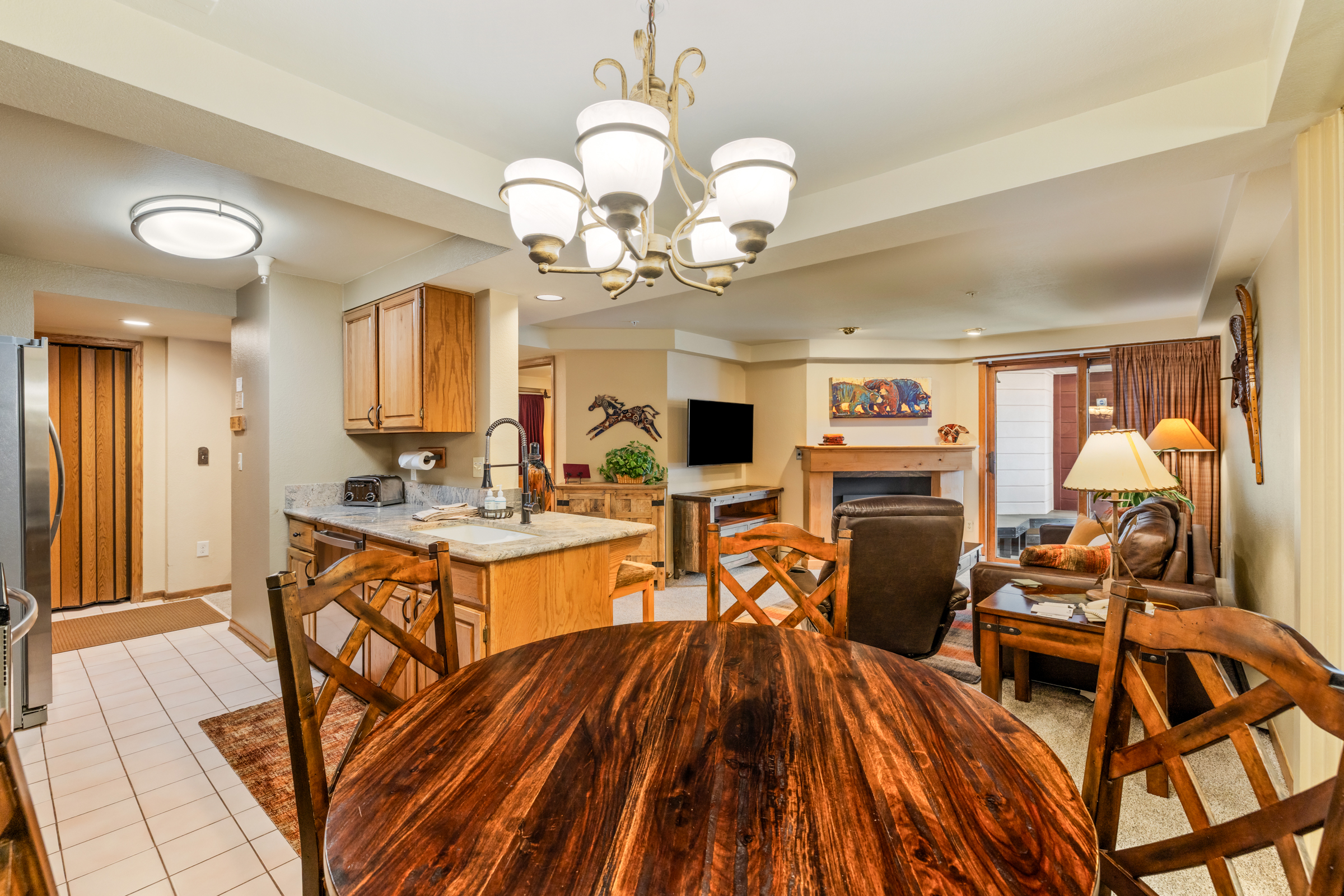 1855 Ski Time Square Drive, Steamboat Springs, CO, 80487 - 物件實景