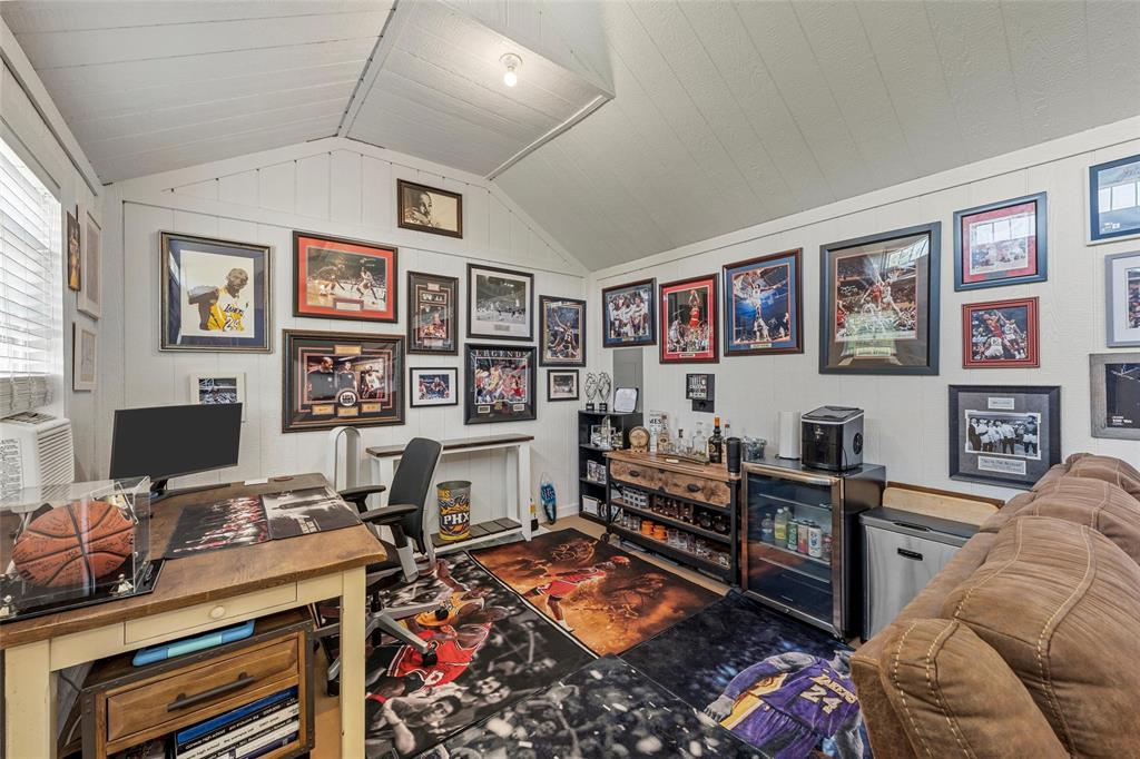 Lorena, Texas, 76655, United States, 4 Bedrooms Bedrooms, ,4 BathroomsBathrooms,Residential,For Sale,1906757