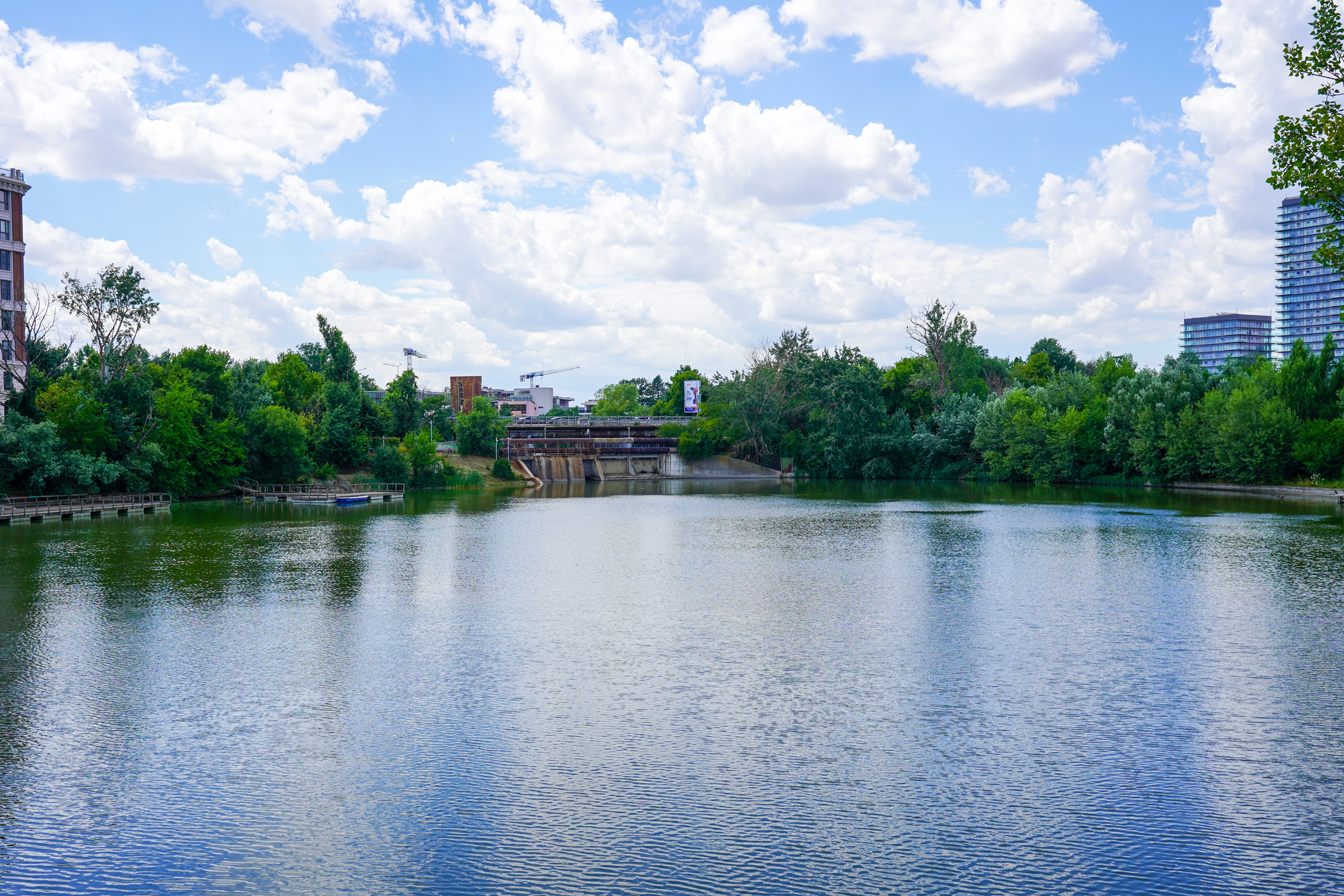  Seven-Room Waterfront Apartment Directly at Lake Level on Lake Floreasca - 物件實景