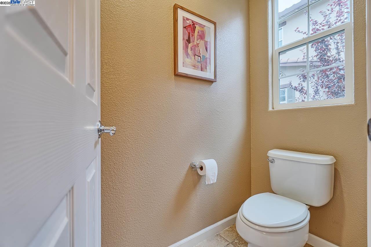 Fremont, California, 94555, United States, 3 Bedrooms Bedrooms, ,3 BathroomsBathrooms,Residential,For Sale,1940973