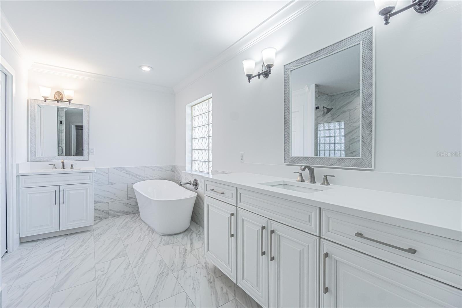 ST PETE BEACH, Florida, 33706, United States, 4 Bedrooms Bedrooms, ,3 BathroomsBathrooms,Residential,For Sale,1983550