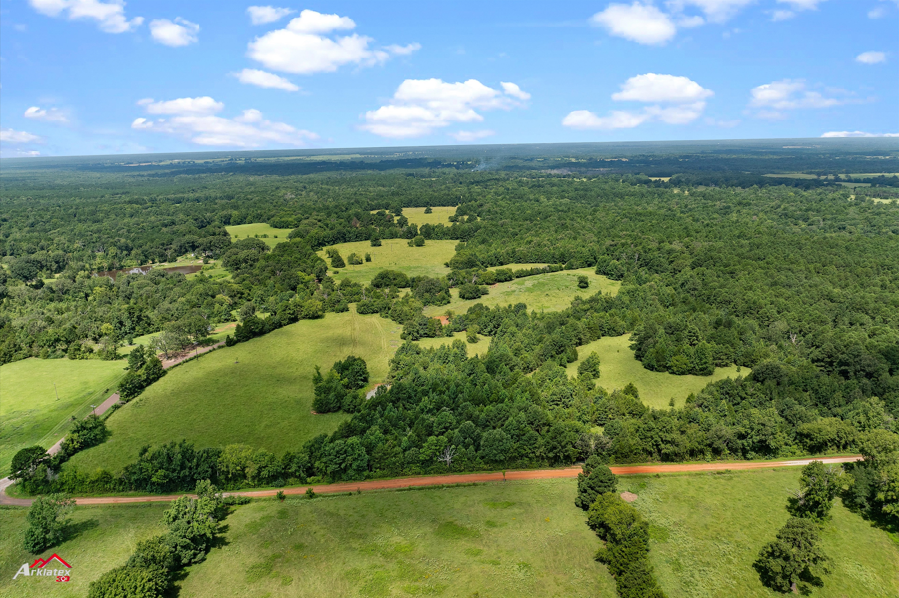 Henderson, Texas, 75652, United States, ,Residential,For Sale,1895281