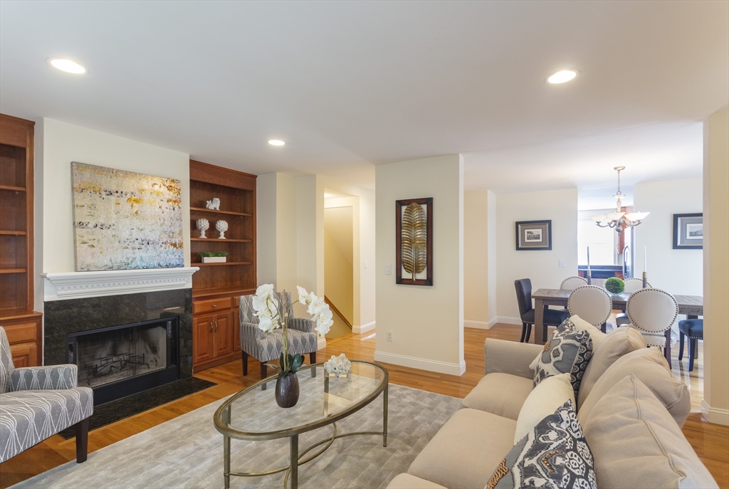Newton, Massachusetts, 02161, United States, 3 Bedrooms Bedrooms, ,4 BathroomsBathrooms,Residential,For Sale,1940843