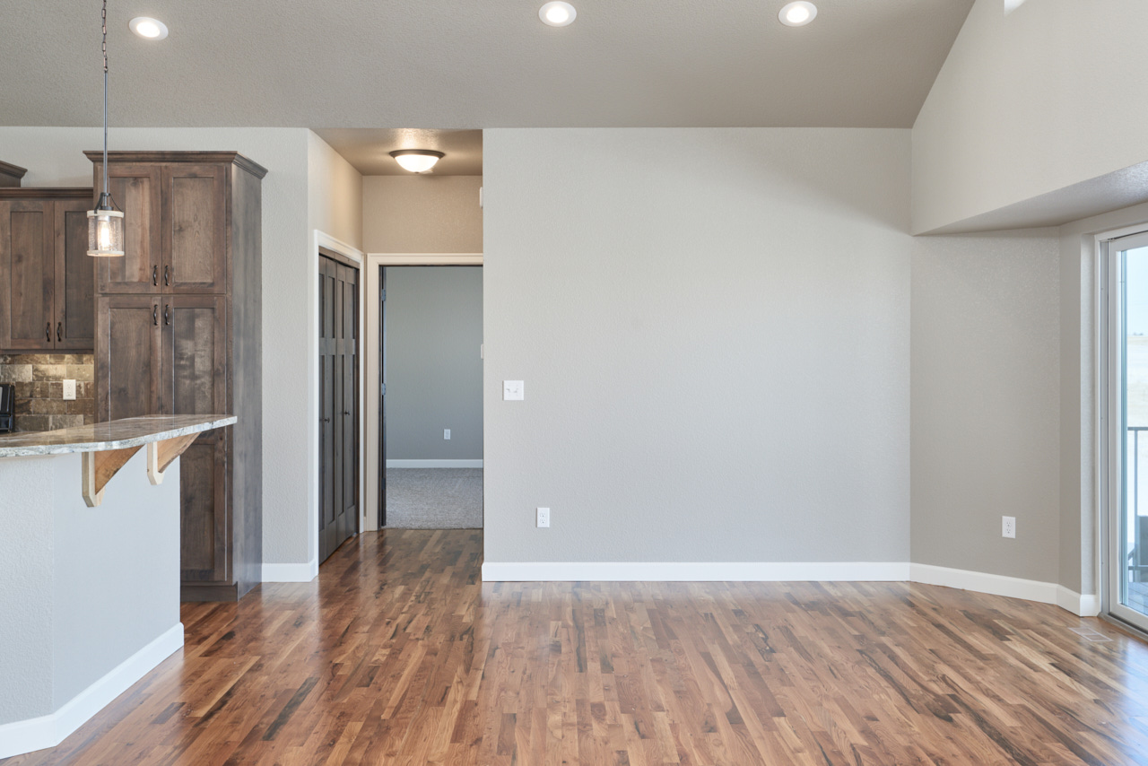 Cheyenne, Wyoming, 82009, United States, 3 Bedrooms Bedrooms, ,2 BathroomsBathrooms,Residential,For Sale,1982343