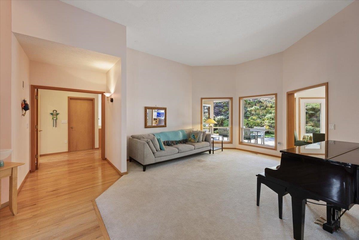 Veradale, Washington, 99037, United States, 4 Bedrooms Bedrooms, ,4 BathroomsBathrooms,Residential,For Sale,1840066